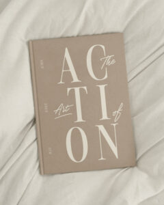 Vue de la couverture du planner journalier The Art of Actoin, des éditions Creative Spark par Manifa Kind.
